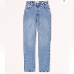 Abercrombie Curve Love Ultra High Rise 90’s Straight Jean- 31